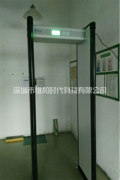 深圳大型手機(jī)制造廠采購維和時代代理的Rapiscan METOR6S進(jìn)口金屬探測安檢門[圖文]